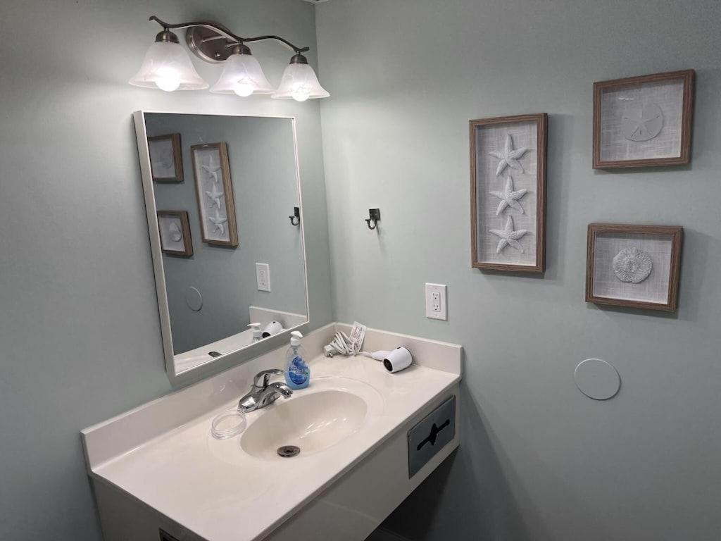 Villa 2501 S Ocean Blvd, 0407 - Ocean Front Sleeps 6 Myrtle Beach Exterior foto